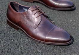 Броги жгучего цвета. 