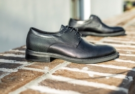 Для тех кто рождён в костюме. 