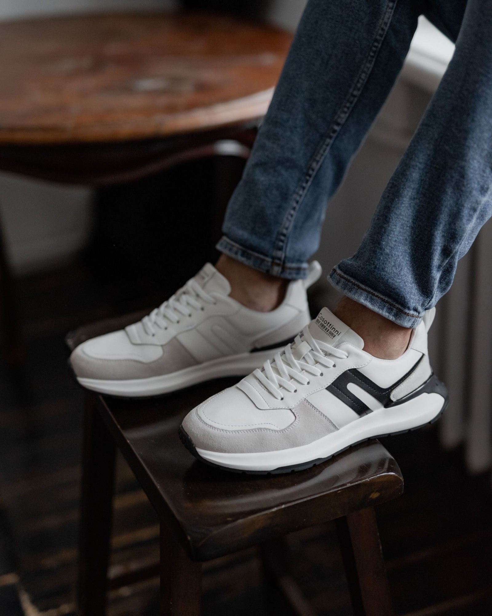 Кожаные кроссовки Cosottinni (660)