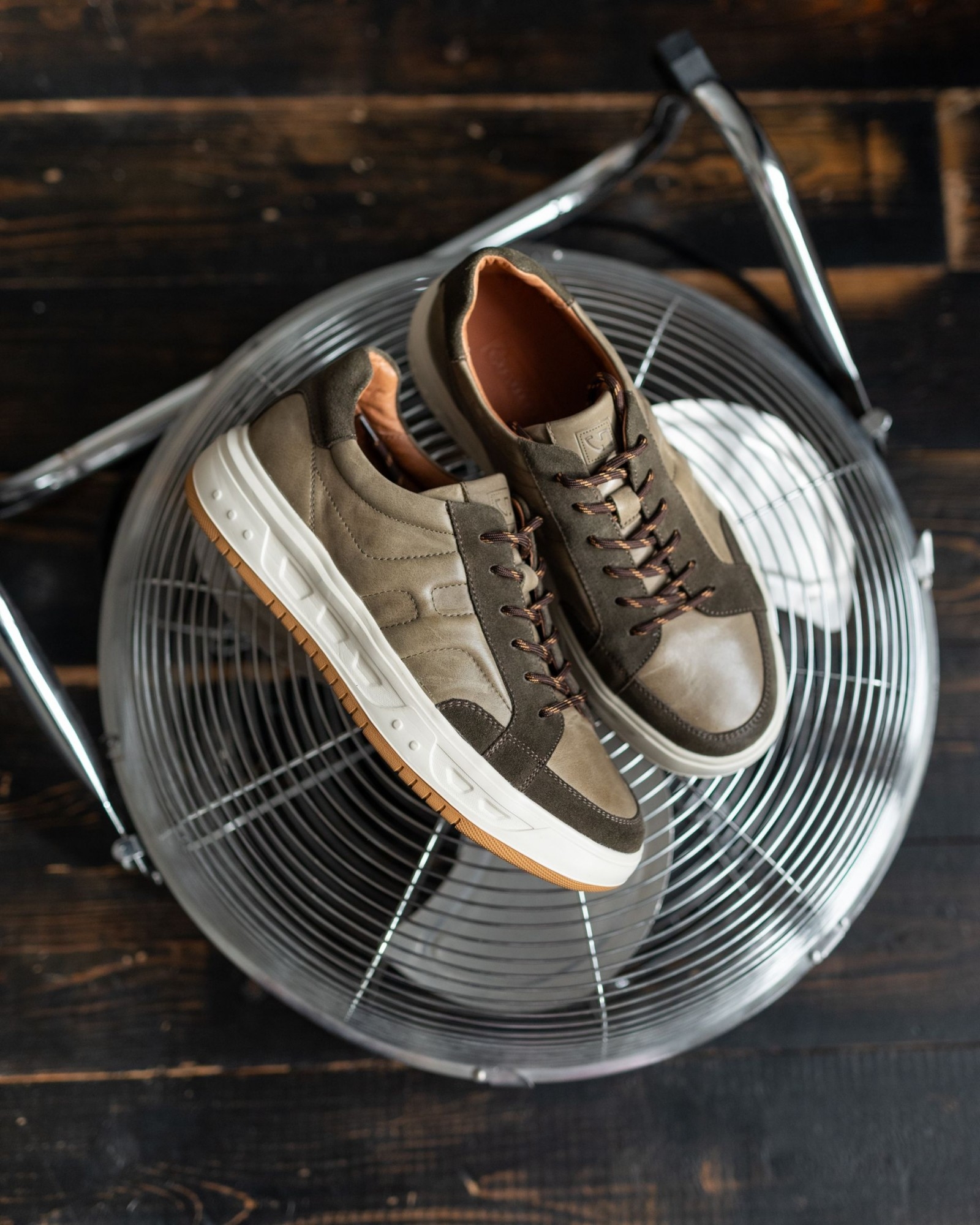 Лёгкие кеды Cosottinni (107)