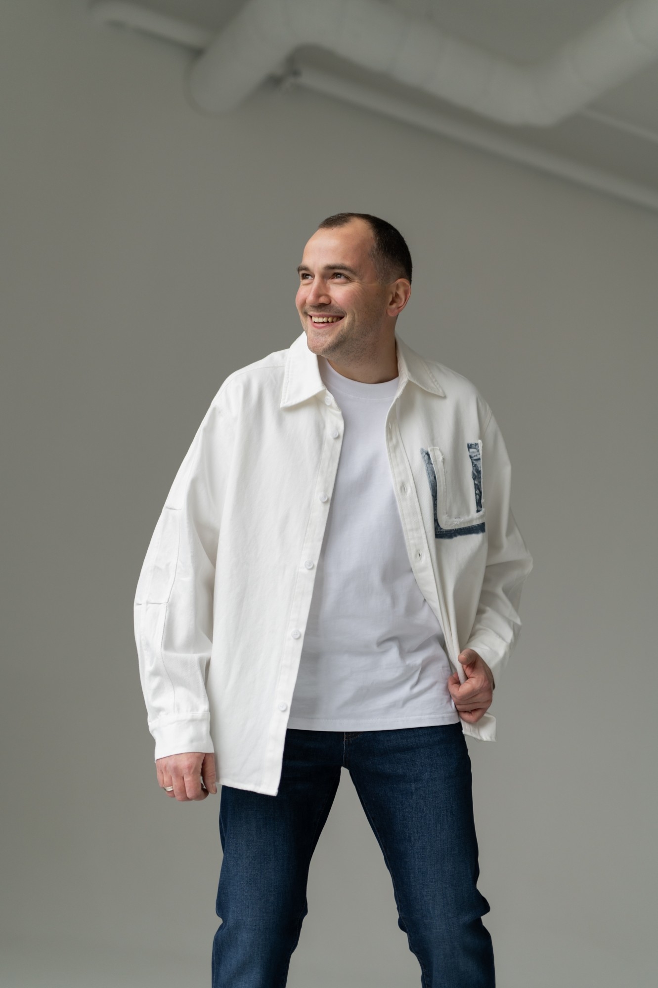 Джинсовая белая рубашка CMT (S048)